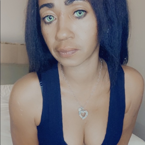 Meet your Posher, Nickita - Picture 4 of 5